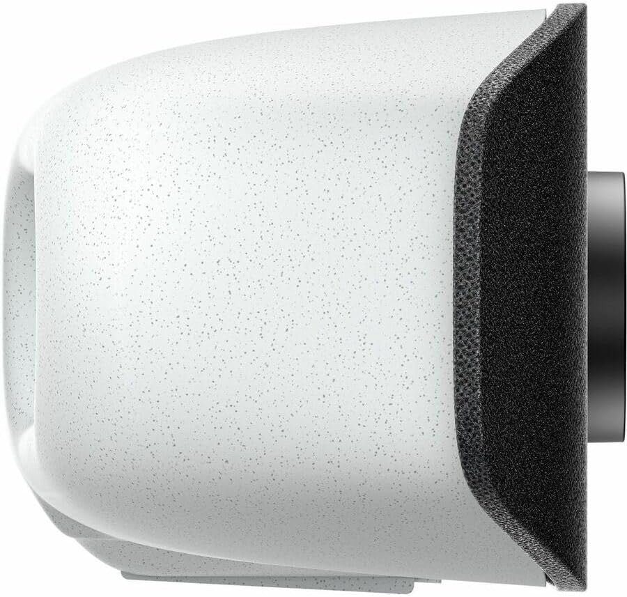 The Poly Studio X32 integrates with Poly Lens software for easy device management, analytics, and collaboration tools.