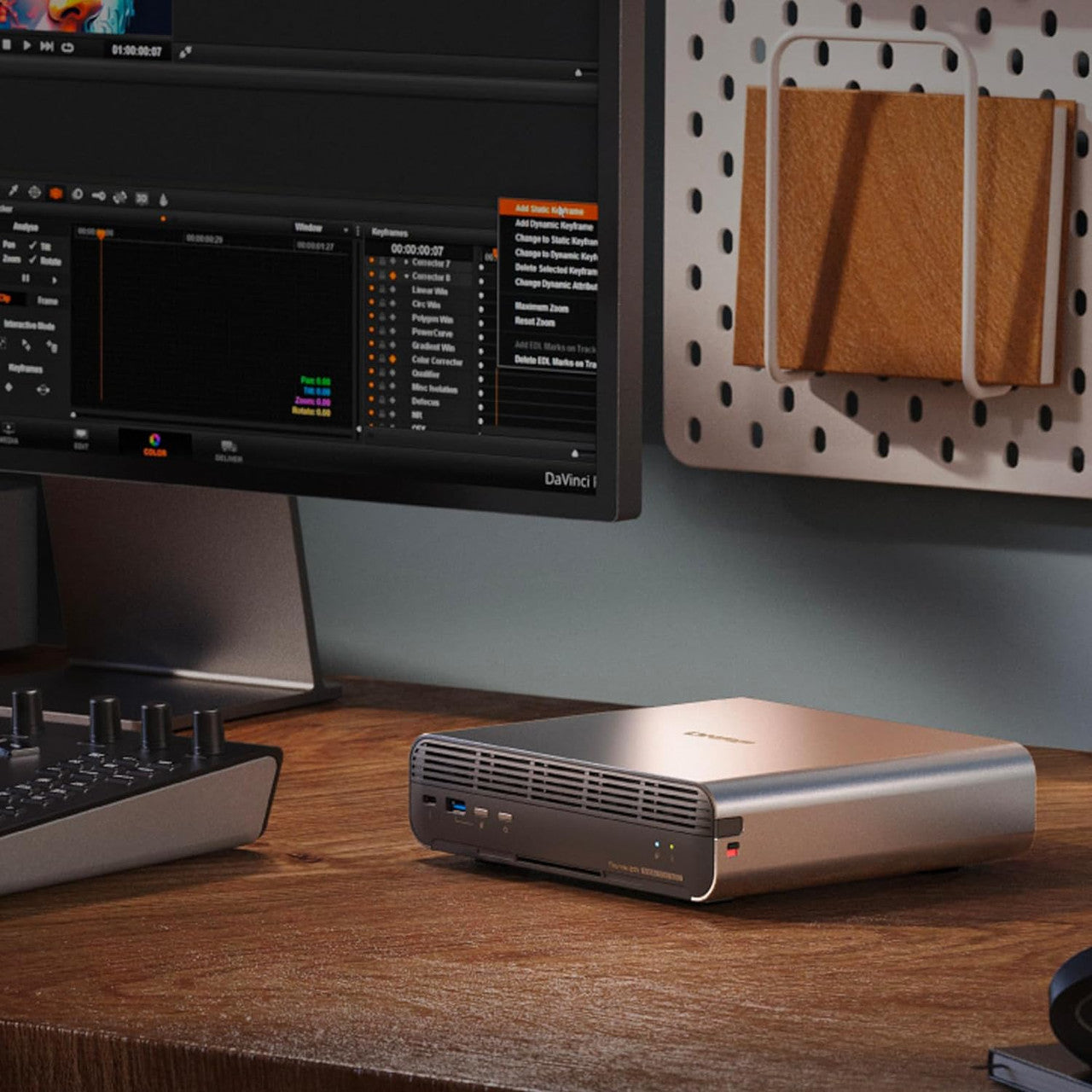 The NAS supports 5 x E1.S or 5 x M.2 2280 NVMe SSDs, providing ultra-fast all-flash storage for maximum throughput and low latency.