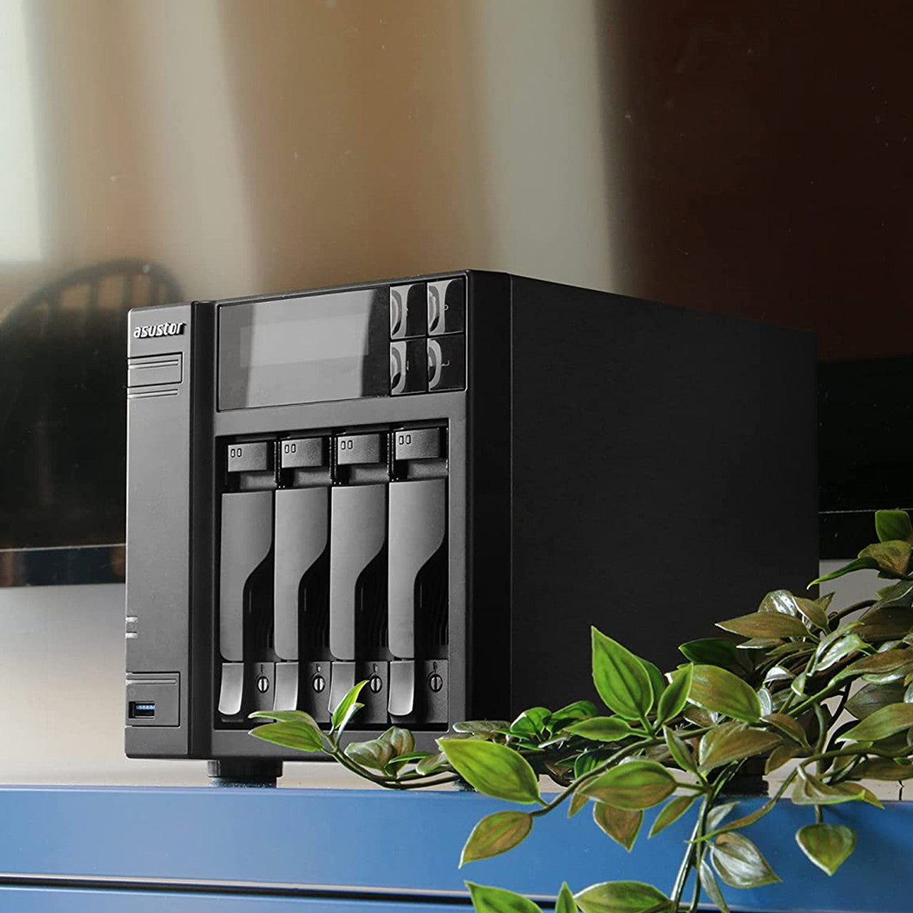 Asustor LOCKERSTOR 4 Gen 2, Medium Business 4-Bays NAS, Intel Quad-Core 2.0GHz CPU, 2.5GbE Port, 4GB DDR4 RAM, Network Attached Storage (Diskless) AS6704T