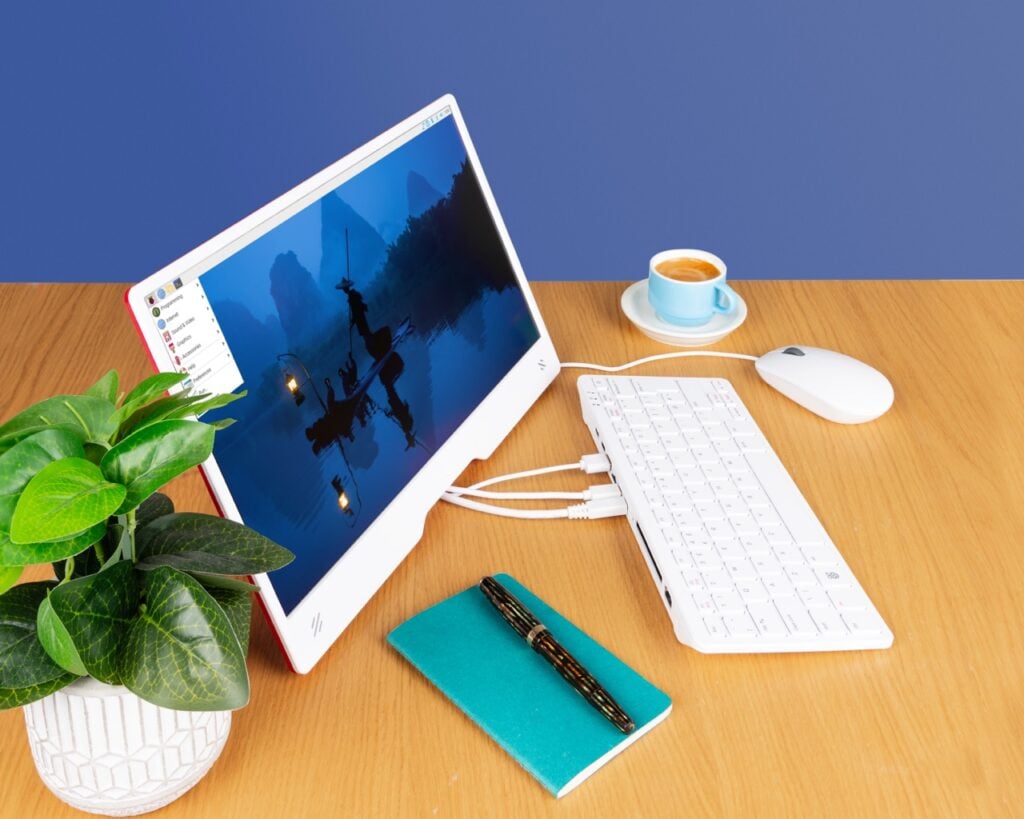 Raspberry Pi 500 Computer Desktop Kit Configurator