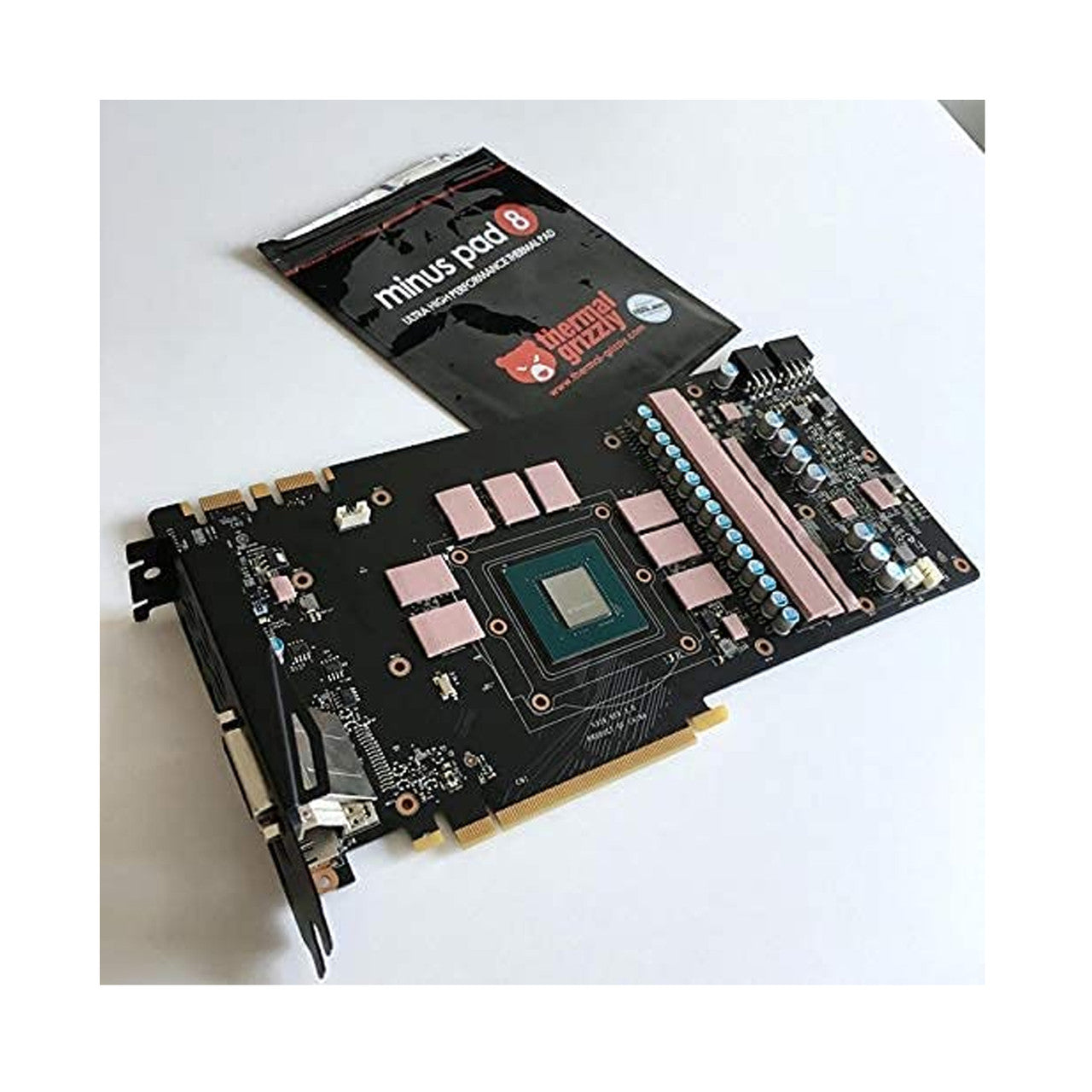 Thermal Grizzly Minus Pad 8 Thermal Pad, 30 x 30 x 0.5 mm (TG-MP8-30-30-05-1R)